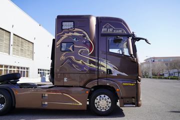 �ൺ��� ӥ; ����� 560���� 6X4 AMT�Զ���ǣ����(����)(CA4250P33K2T1RE6A80)ͼƬ