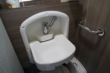 �ൺ��� ӥ; ����� 560���� 6X4 AMT�Զ���ǣ����(����)(CA4250P33K2T1RE6A80)ͼƬ