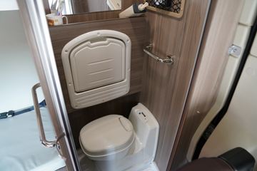 �ൺ��� ӥ; ����� 560���� 6X4 AMT�Զ���ǣ����(����)(CA4250P33K2T1RE6A80)ͼƬ