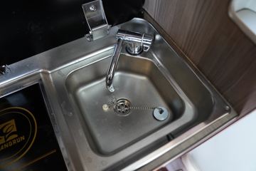 �ൺ��� ӥ; ����� 560���� 6X4 AMT�Զ���ǣ����(����)(CA4250P33K2T1RE6A80)ͼƬ