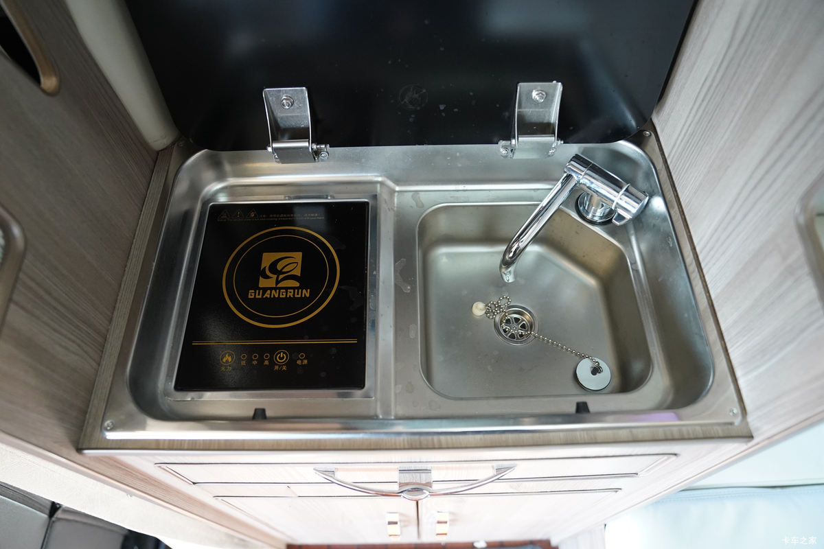 ��Ϊ�߶�ǣ���г����&nbsp;ӥ;Ϊ�����캽