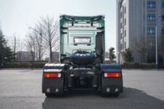 青岛解放 鹰途 商务舱 560马力 6X4 AMT自动挡牵引车(国六)(CA4259P35K2T1E6A80)