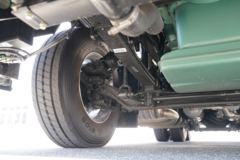 青岛解放 鹰途 商务舱 560马力 6X4 AMT自动挡牵引车(国六)(CA4259P35K2T1E6A80)
