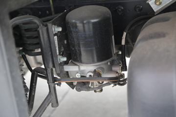 �й�����HOWO ���� 130���� 4X2 3.8����س�(�ٱ�4.333)(ZZ5047XLCF3111F145)ͼƬ