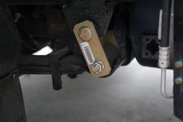 �й�����HOWO ���� 130���� 4X2 3.8����س�(�ٱ�4.333)(ZZ5047XLCF3111F145)ͼƬ