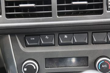 �й�����HOWO ���� 130���� 4X2 3.8����س�(�ٱ�4.333)(ZZ5047XLCF3111F145)ͼƬ