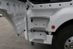 中国重汽 汕德卡SITRAK G7重卡 460马力 6X4危险品牵引车(12挡)(ZZ4256V324HE1W) 中国重汽 汕德卡SITRAK G7重卡 460马力 6X4危险品牵引车(12挡)(ZZ4256V324HE1W)