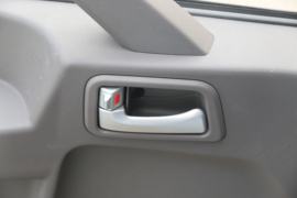 泓图EV&nbsp;电动冷藏车驾驶室图片