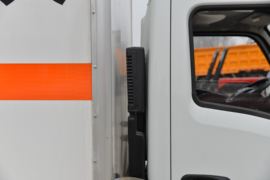 上汽跃进底盘&nbsp;爆破器材运输车外观图片