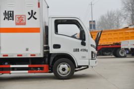 上汽跃进底盘&nbsp;爆破器材运输车外观图片