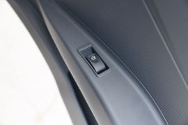 上汽跃进底盘&nbsp;爆破器材运输车驾驶室图片