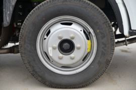 上汽跃进底盘&nbsp;爆破器材运输车底盘图片