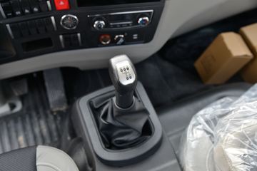 �й�����HOWO ͳ˧ 2021�� 130���� 4.15�׵�����ʽ�Ῠ(����)ͼƬ