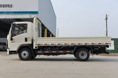 中国重汽HOWO 统帅 130马力 4.15米单排栏板轻卡(国六)(ZZ1047F3314F145)