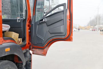 �й�����HOWO G5X�п� 220���� 6.75���Ű���ʽ�ػ���(����)(�߶�)ͼƬ