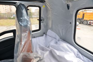 �й�����HOWO G5X�п� 220���� 6.75���Ű���ʽ�ػ���(����)(�߶�)ͼƬ