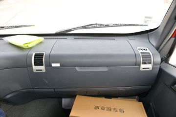 �й�����HOWO G5X�п� 220���� 6.75���Ű���ʽ�ػ���(����)(�߶�)ͼƬ