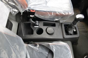 �й�����HOWO G5X�п� 220���� 6.75���Ű���ʽ�ػ���(����)(�߶�)ͼƬ