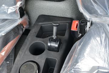 �й�����HOWO G5X�п� 220���� 6.75���Ű���ʽ�ػ���(����)(�߶�)ͼƬ