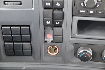 �й�����HOWO G5X�п� 220���� 6.75���Ű���ʽ�ػ���(����)(�߶�)ͼƬ