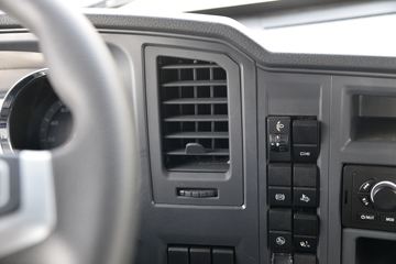 �й�����HOWO G5X�п� 220���� 6.75���Ű���ʽ�ػ���(����)(�߶�)ͼƬ