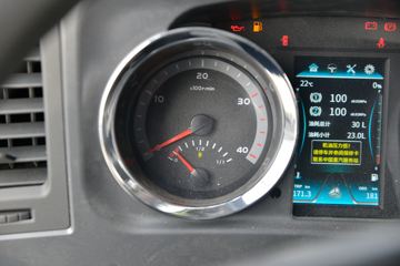 �й�����HOWO G5X�п� 220���� 6.75���Ű���ʽ�ػ���(����)(�߶�)ͼƬ