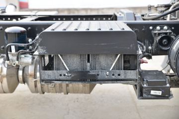 �й�����HOWO G5X�п� 220���� 6.75���Ű���ʽ�ػ���(����)(�߶�)ͼƬ