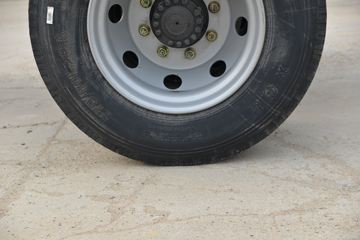 �й�����HOWO G5X�п� 220���� 6.75���Ű���ʽ�ػ���(����)(�߶�)ͼƬ