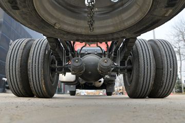 �й�����HOWO G5X�п� 220���� 6.75���Ű���ʽ�ػ���(����)(�߶�)ͼƬ