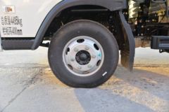 福田 时代领航6 130马力 3.82米排半栏板轻卡(法士特5挡)