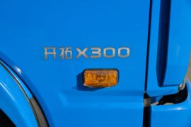 开拓X300&nbsp;自卸车外观                                                图片