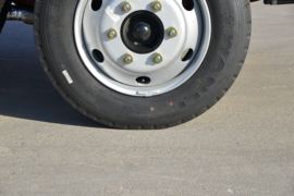 开拓X300&nbsp;自卸车底盘                                                图片