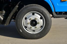 开拓X300&nbsp;自卸车底盘                                                图片