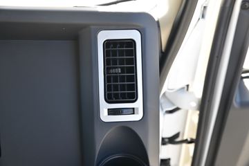 �������ó� ����X9 131���� 4X2 4.08�׵�����ʽ�ῨͼƬ