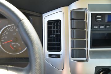 �������ó� ����X9 131���� 4X2 4.08�׵�����ʽ�ῨͼƬ