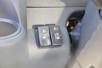 �������ó� ����X9 131���� 4X2 4.08�׵�����ʽ�ῨͼƬ