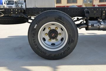�������ó� ����X9 131���� 4X2 4.08�׵�����ʽ�ῨͼƬ