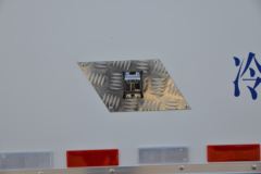 中国重汽HOWO 悍将 150马力 4X2 4.1米冷藏车(ZZ5047XLCH3315F145)