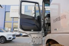 福田 欧曼EST 北方版 520马力 6X4 AMT自动挡牵引车(国六)(BJ4259Y6DHL-12)
