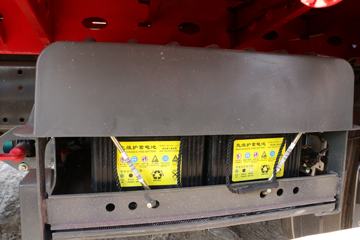 �й����� HOWO TX 250���� 4X2 6.8�ײ�դʽ�ػ���(����)(ZZ5187CCYK501GF1)ͼƬ