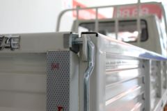江铃 新款顺达 116马力 2.755米双排栏板轻卡(JX1041TSCB25)
