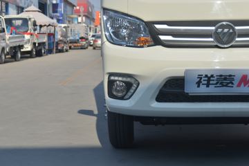  M1 1.5L 116 4X2 2.79س()(BJ5021XLC3JV2-02)ͼƬ
