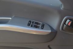 福田 奥铃大黄蜂 220马力 6.2米排半翼开启厢式载货车(BJ5188XYKKPFK-AD1)