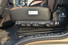 福田 奥铃大黄蜂 220马力 6.2米排半翼开启厢式载货车(BJ5188XYKKPFK-AD1)