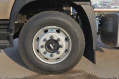 福田 奥铃大黄蜂 220马力 6.2米排半翼开启厢式载货车(BJ5188XYKKPFK-AD1)