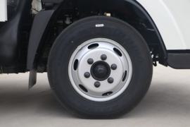 新奥普力&nbsp;载货车底盘                                                图片