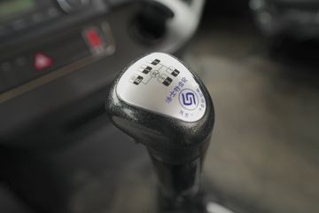 ���� �����A5X���п� 245���� 4X2 6.8�������ػ���(����)(HFC1181P2K2A50CS)ͼƬ