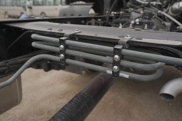 ���� �����A5X���п� 245���� 4X2 6.8�������ػ���(����)(HFC1181P2K2A50CS)ͼƬ