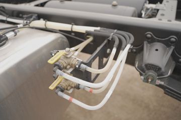 ���� �����A5X���п� 245���� 4X2 6.8�������ػ���(����)(HFC1181P2K2A50CS)ͼƬ