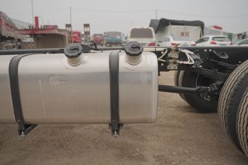 ���� �����A5X���п� 245���� 4X2 6.8�������ػ���(����)(HFC1181P2K2A50CS)ͼƬ